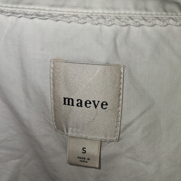 Maeve White Blouse with Dark Trim - Picture 2 of 6